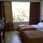Finlandia Isovalkeinen Hotelli 3*