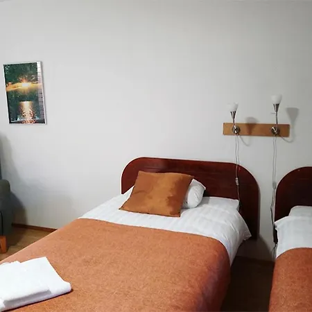 Finlandia Isovalkeinen 3* Kuopio