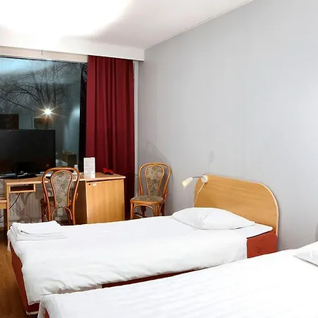מלון Finlandia Isovalkeinen 3*