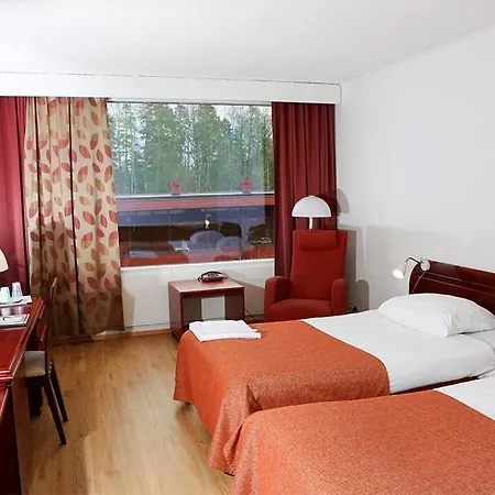 Finlandia Isovalkeinen מלון