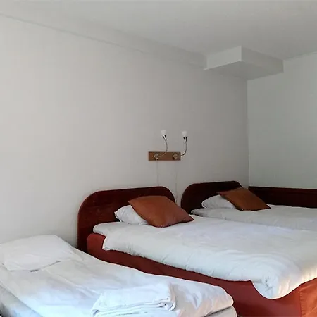 Finlandia Isovalkeinen Szálloda Kuopio