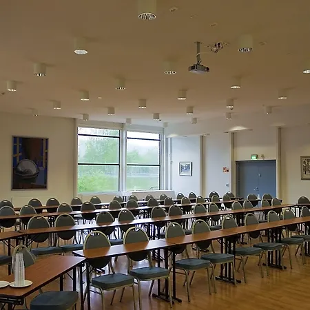 Finlandia Isovalkeinen 3*