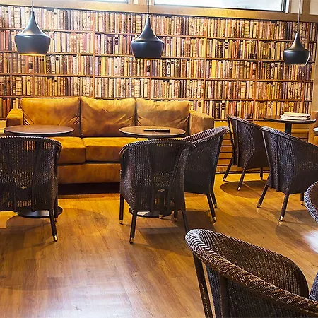 伊苏瓦里肯纳芬兰酒店