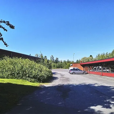 Finlandia Isovalkeinen 3*