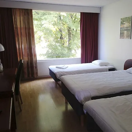 伊苏瓦里肯纳芬兰酒店 库奥皮奥