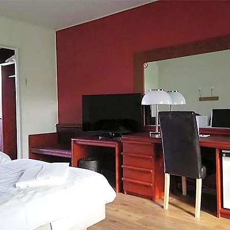 Hotelli Finlandia Isovalkeinen 3*