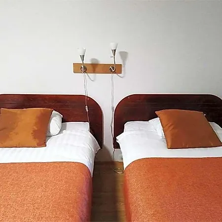 Hotel Finlandia Isovalkeinen 3*