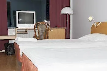 Finlandia Hotel Isovalkeinen 3* Κουόπιο