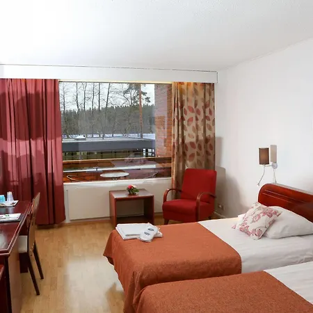 Finlandia Hotel Isovalkeinen 3*