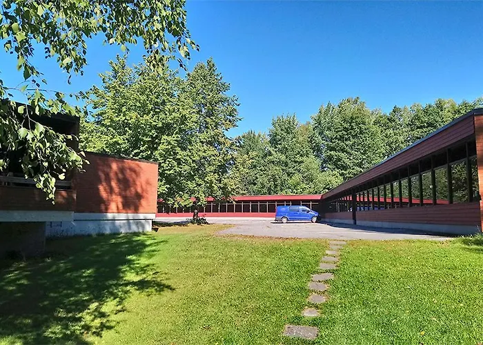 Finlandia Hotel Isovalkeinen Hotell 3*